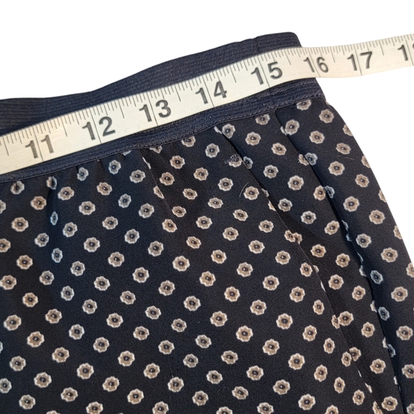 Ann Taylor Spring Summer Thin Flowy Dark Blue Floral Pants With Pockets Size 6 - Picture 12 of 15